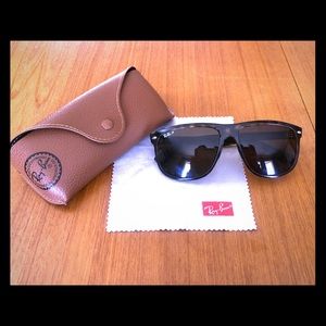 Polarized Ray-Ban RB4147 Sunglasses 😎